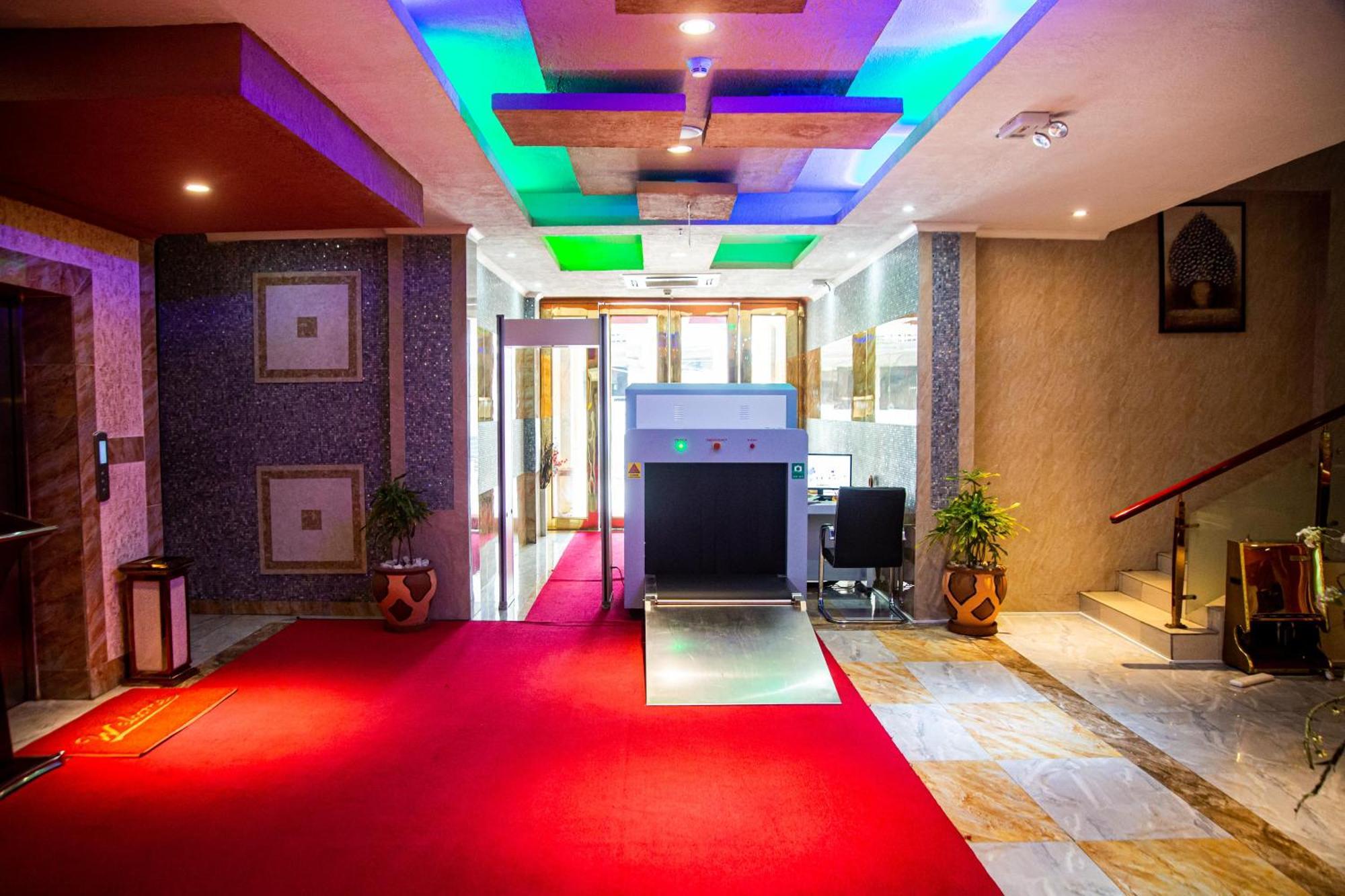 Tiffany Diamond Hotels Ltd - Makunganya Νταρ ες Σαλάμ Εξωτερικό φωτογραφία