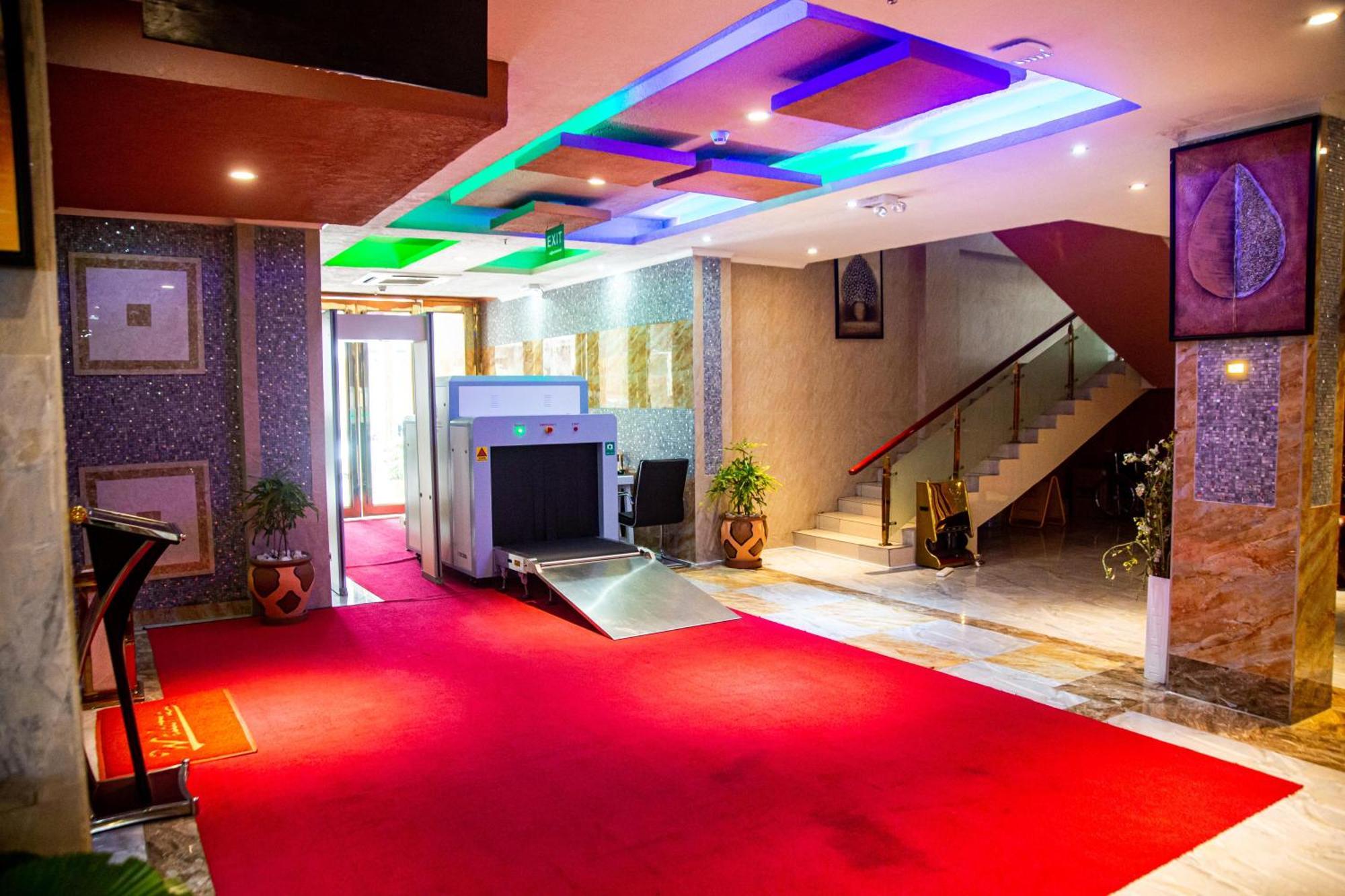 Tiffany Diamond Hotels Ltd - Makunganya Νταρ ες Σαλάμ Εξωτερικό φωτογραφία